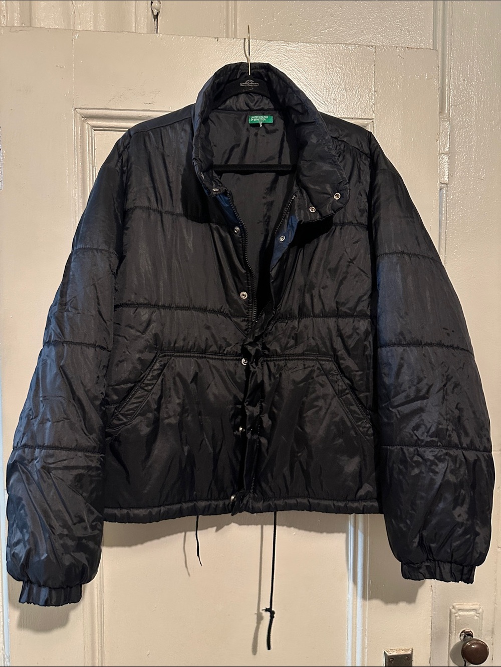 Vintage United Colors Of Benetton Women's Black Quilted Puffer Jacket. Size M.